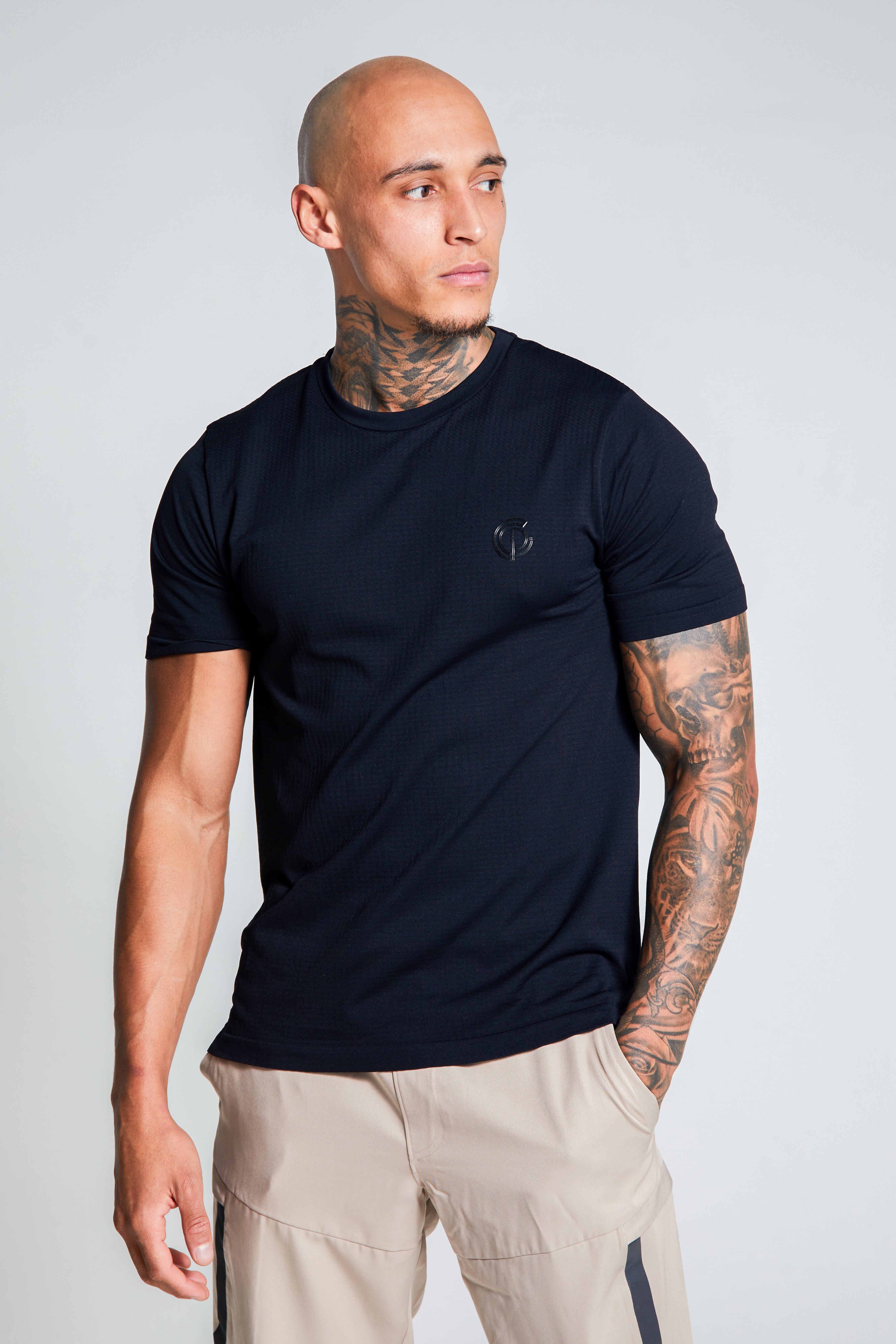 Elite Seamless T-shirt - Black – GymPro Apparel